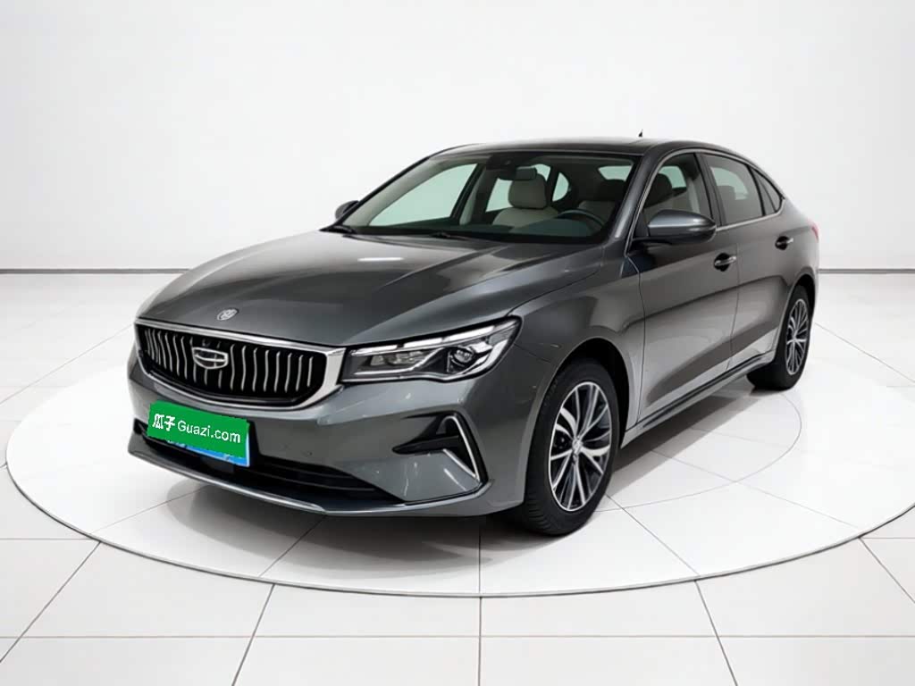 Geely Emgrand 1.5 л 2024 г. Серебристо-серый, пробег 13300 км