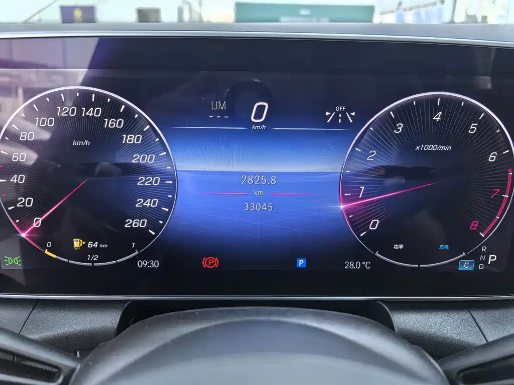Mercedes-Benz GLC — миниатюра 9