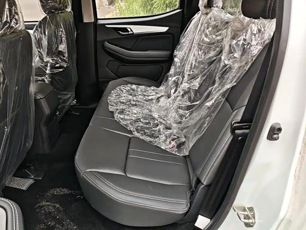Isuzu RE-MAX Ruimai — миниатюра 17