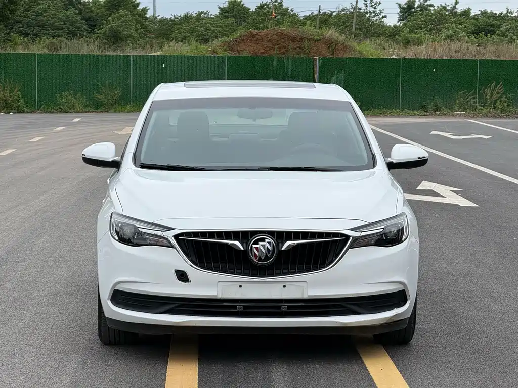 Buick Excelle — миниатюра 2