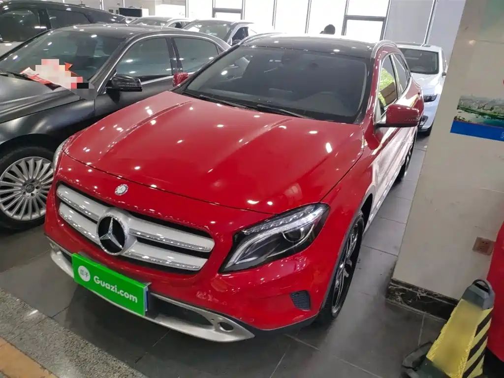 Mercedes-Benz GLA 2016