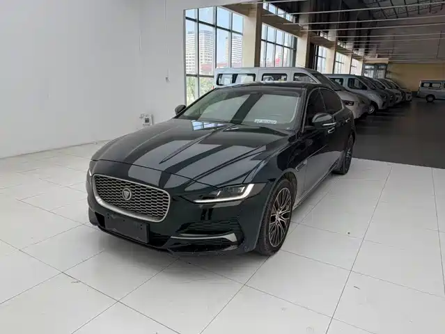 Jaguar XEL