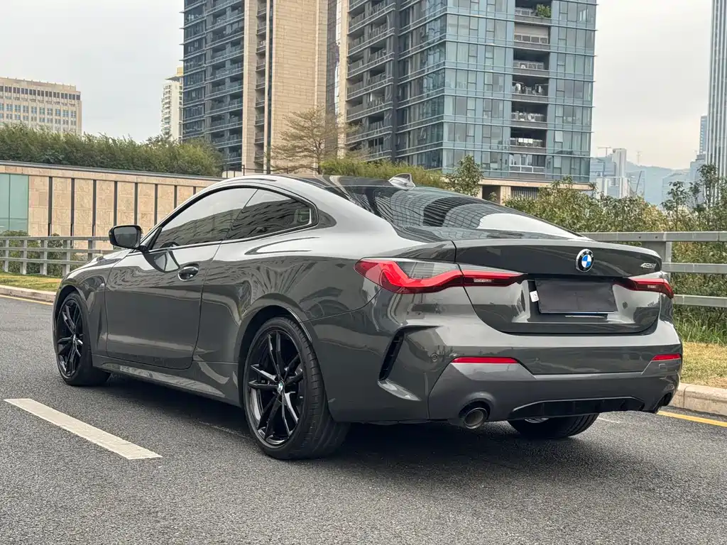 BMW 4 SERIES