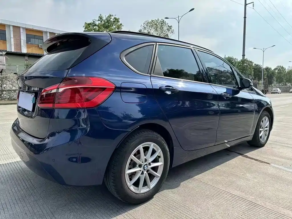 BMW 2 SERIES STATION WAGON