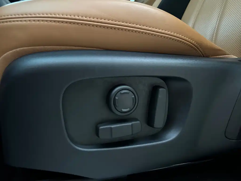 Land Rover Sport — миниатюра 9