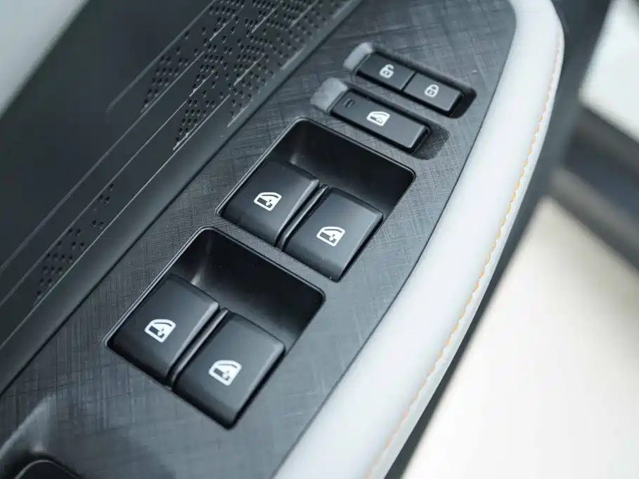Changan UNI-V iDD — миниатюра 10
