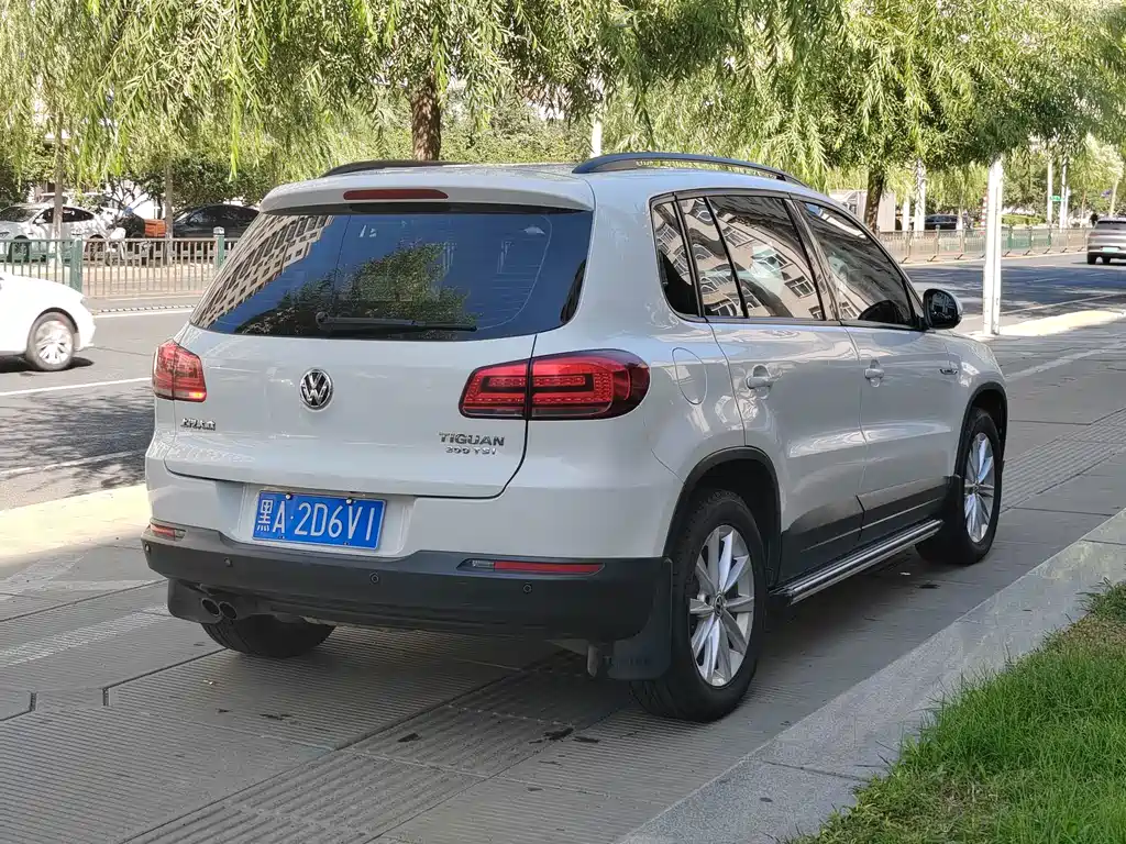 Volkswagen Tiguan — миниатюра 5