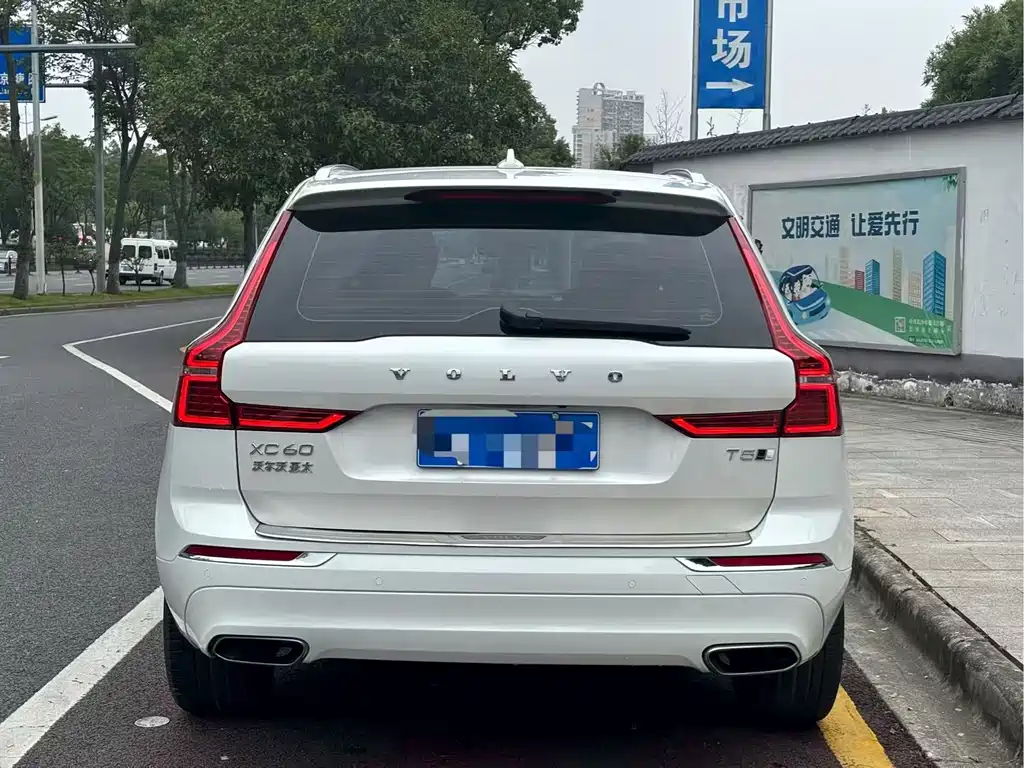 Volvo XC60 — миниатюра 8