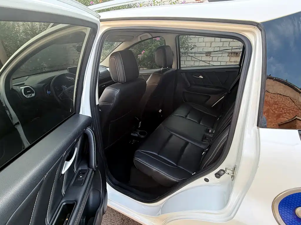 JAC JAC iEV6E — миниатюра 8