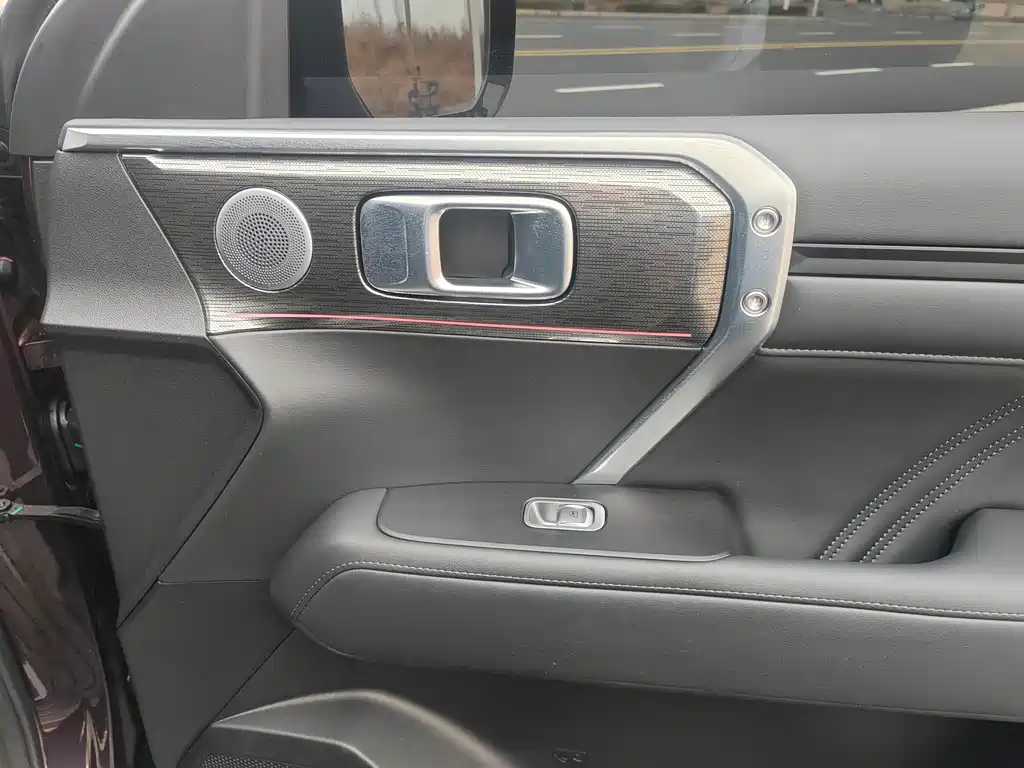 TANK TANK 400 NEW ENERGY