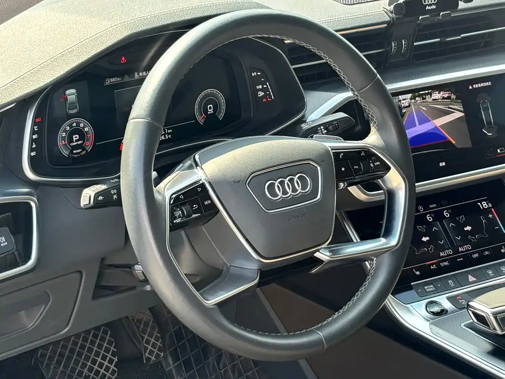 Audi A7L — миниатюра 9