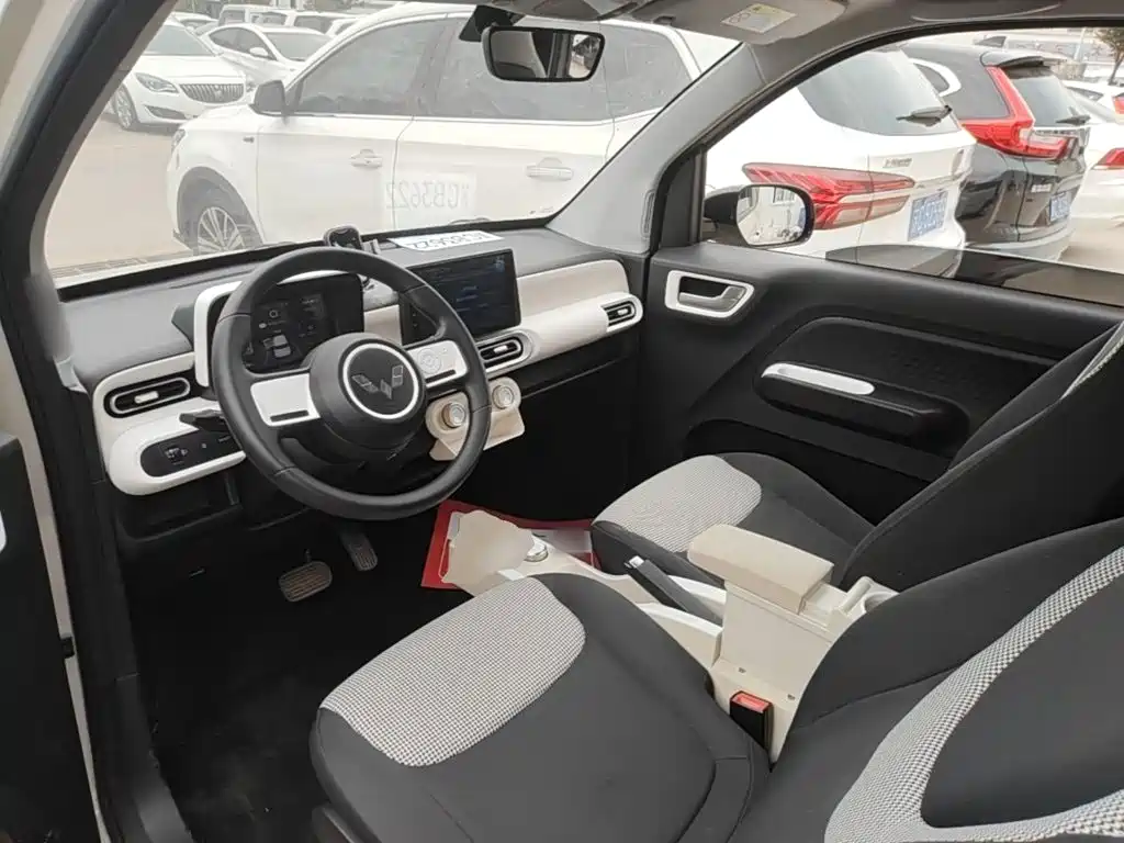 Wuling MINIEV — миниатюра 15