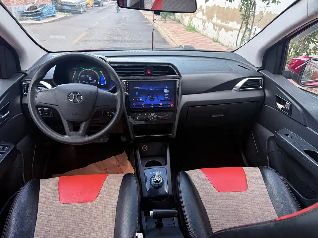 BAIC New Energy EC — миниатюра 6