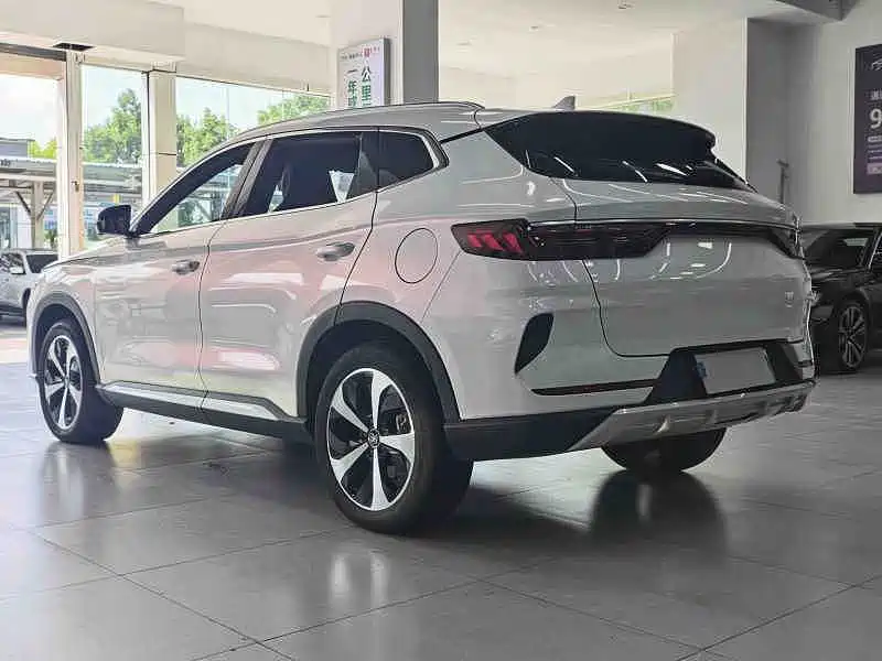 BYD PLUS New Energy — миниатюра 8