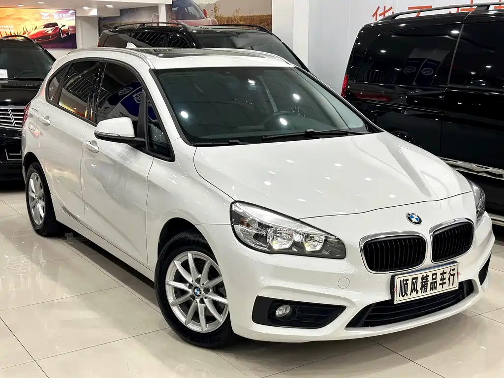 BMW 2 Series Active Tourer — миниатюра 5