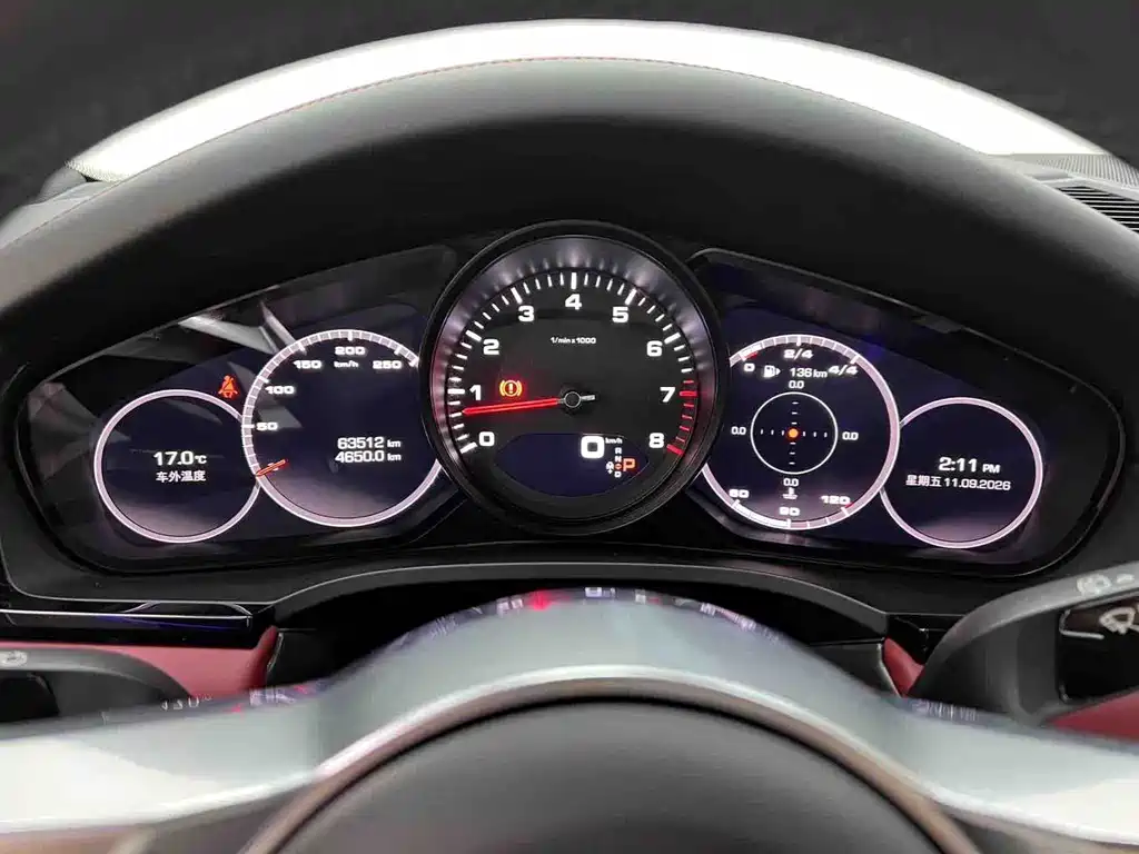 Porsche Cayenne — миниатюра 23