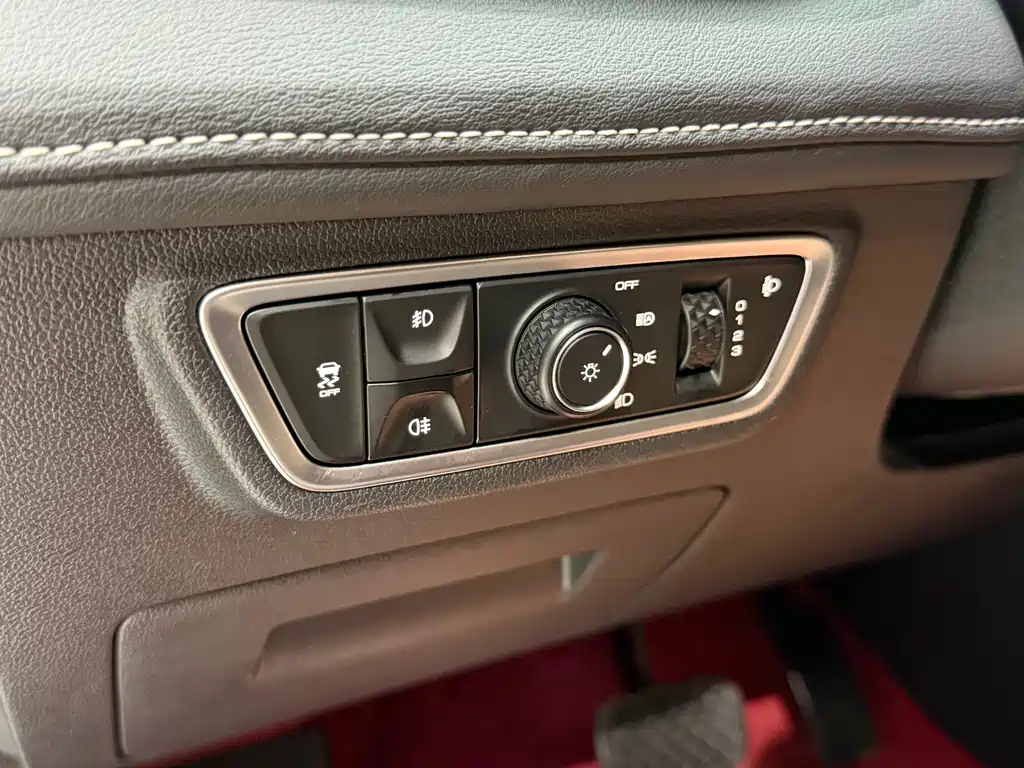 Wuling Victory — миниатюра 13