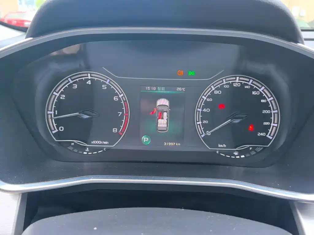 Geely Binyue — миниатюра 12