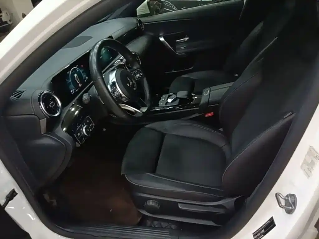 Mercedes-Benz A-Class — миниатюра 15