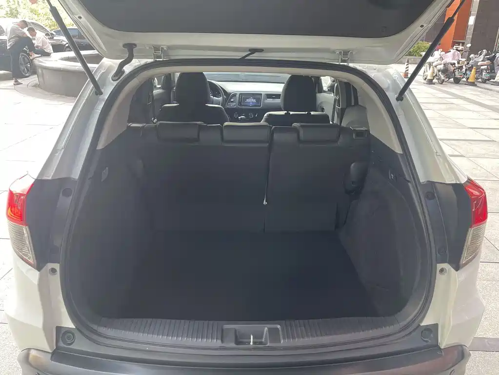 Honda Vezel — миниатюра 6