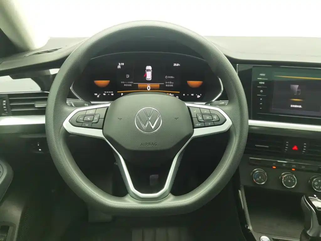 Volkswagen Passat — миниатюра 11