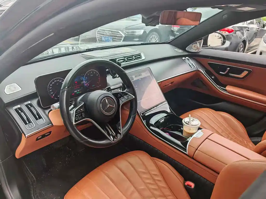 Mercedes-Benz S-Class — миниатюра 2