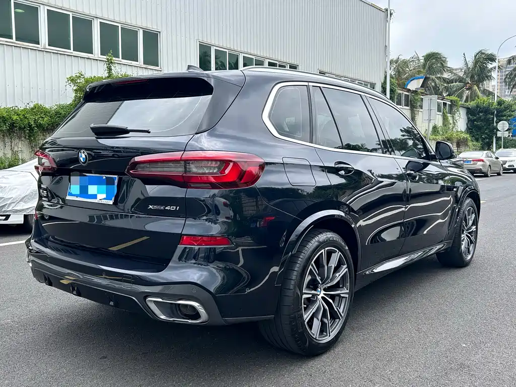 BMW X5 (Import) — миниатюра 9