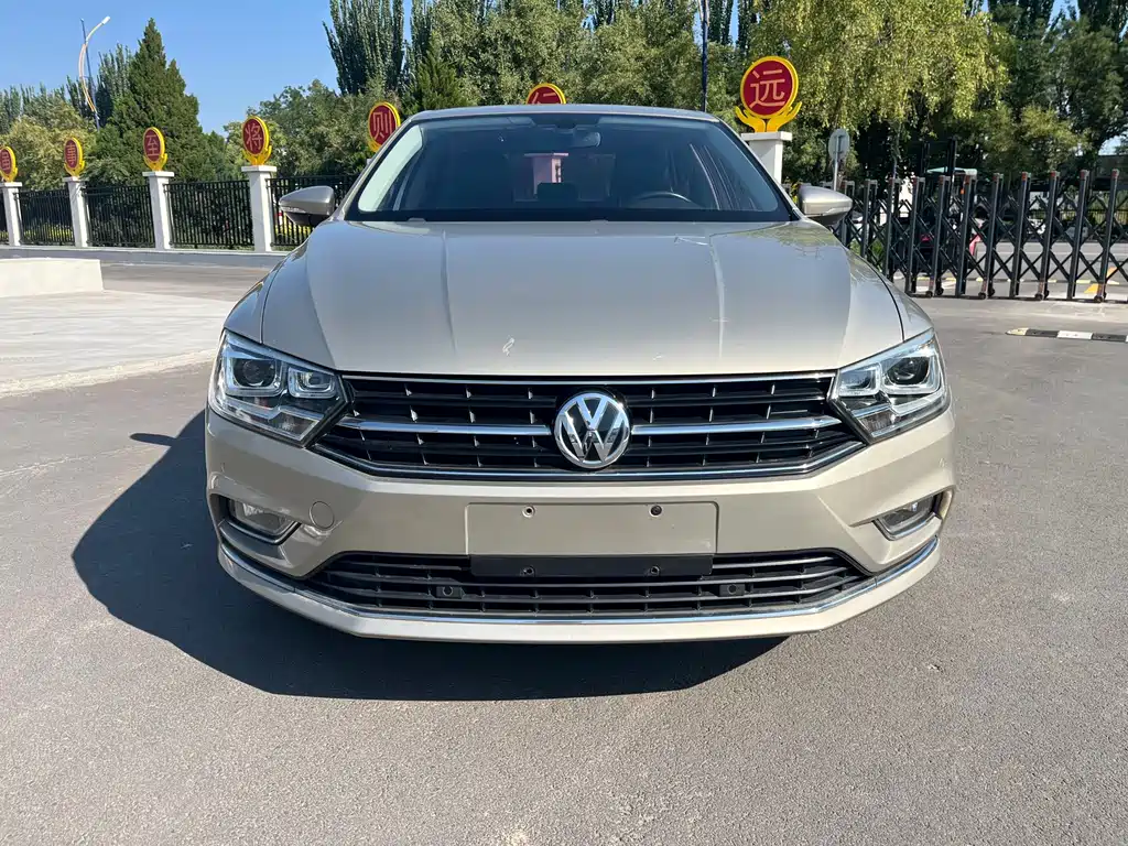 Volkswagen Bora — миниатюра 2