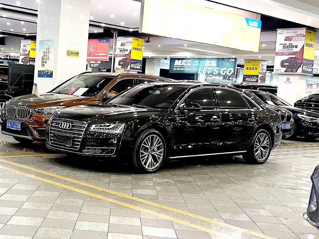 Audi A8 2012