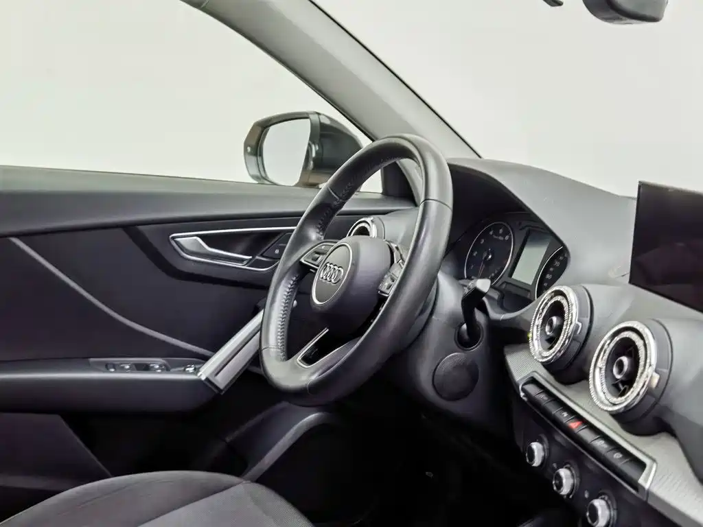 Audi Q2L — миниатюра 22