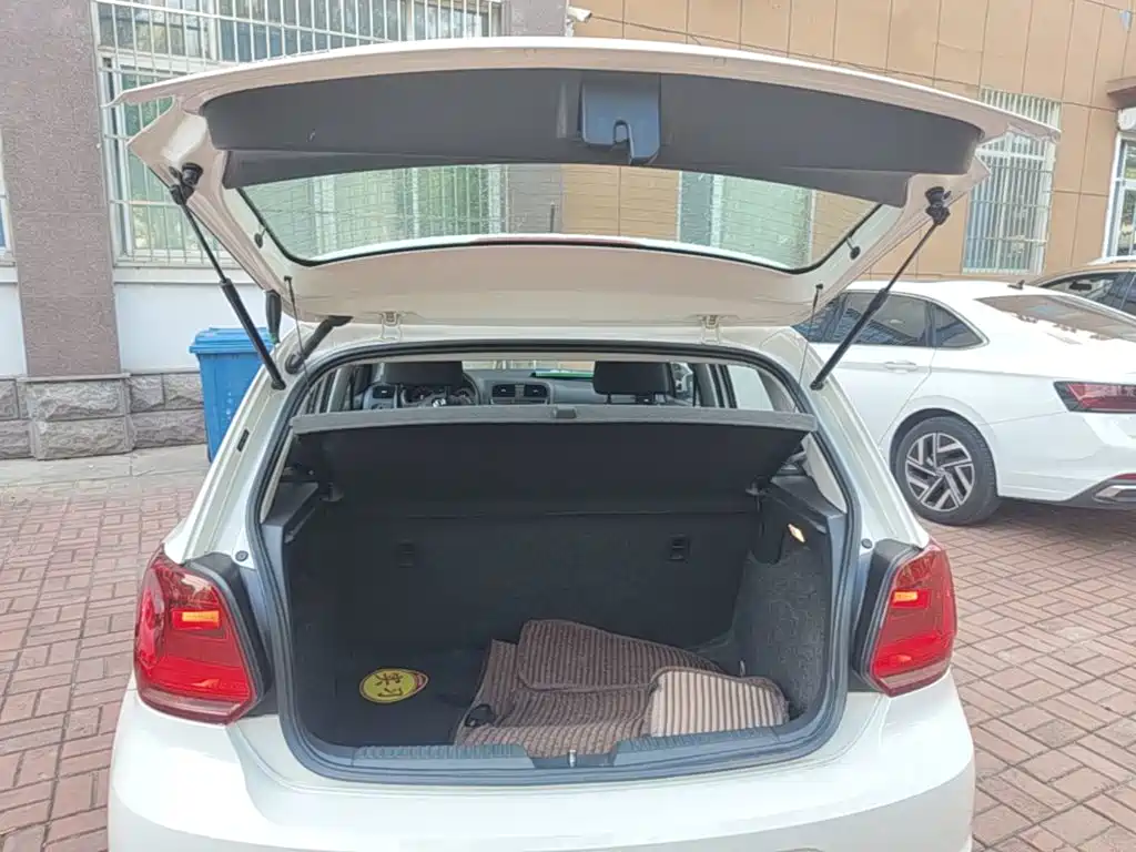 Volkswagen Polo — миниатюра 19