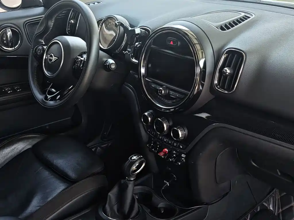 MINI Mini Countryman — миниатюра 9