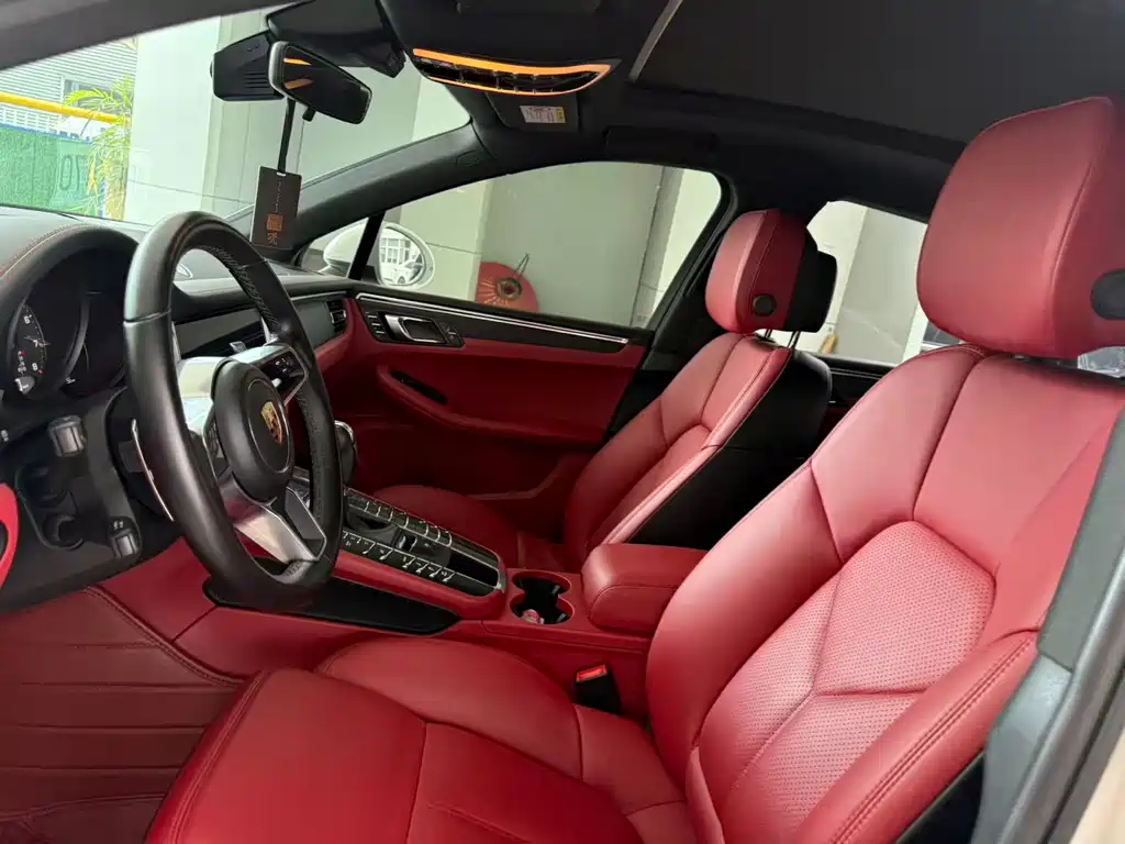 Porsche Macan — миниатюра 8