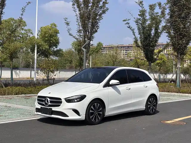 MERCEDES-BENZ B CLASS