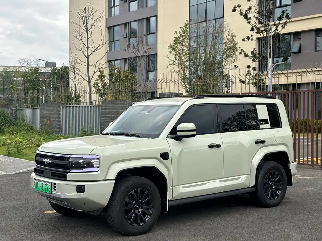 Fang Cheng Bao Leopard 5