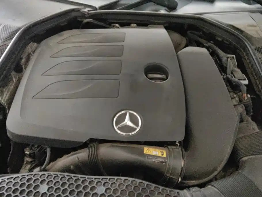 Mercedes-Benz C-Class — миниатюра 10