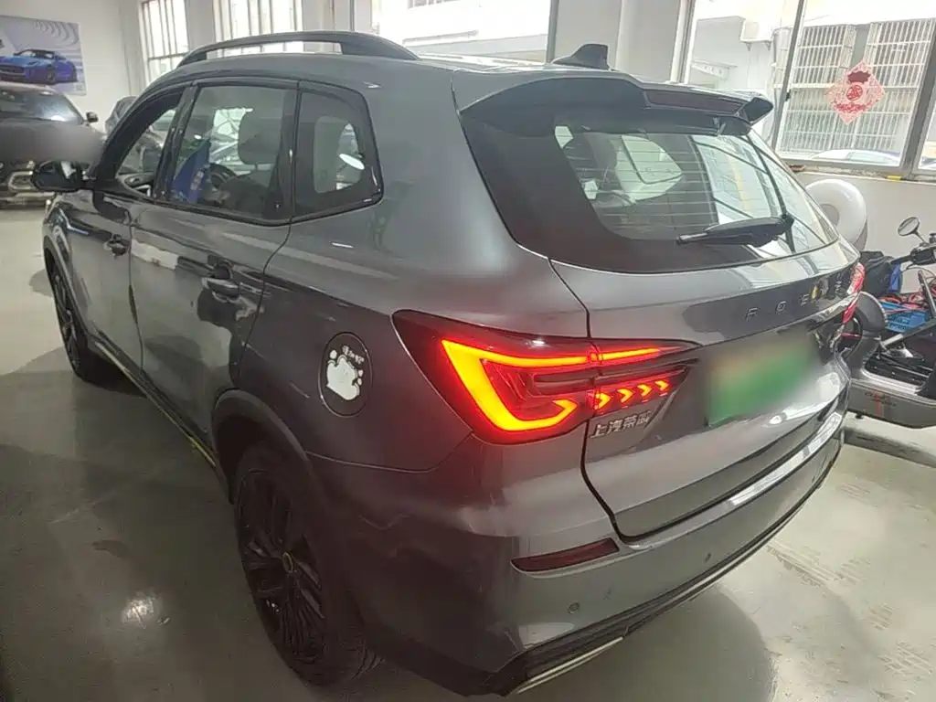 Roewe RX5 New Energy — миниатюра 5