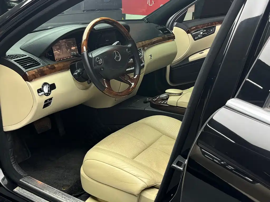 Mercedes-Benz S-Class — миниатюра 16