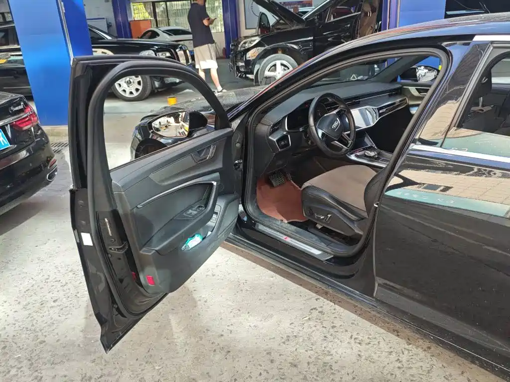 Audi A6L — миниатюра 3