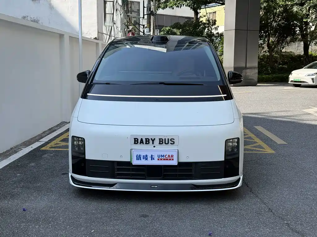 Li Auto Li MEGA — миниатюра 2