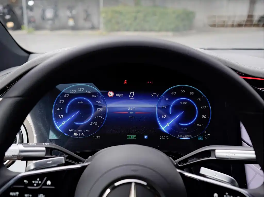Mercedes-Benz EQS — миниатюра 9