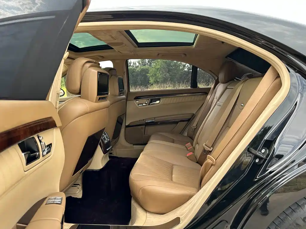 Mercedes-Benz S-Class — миниатюра 10