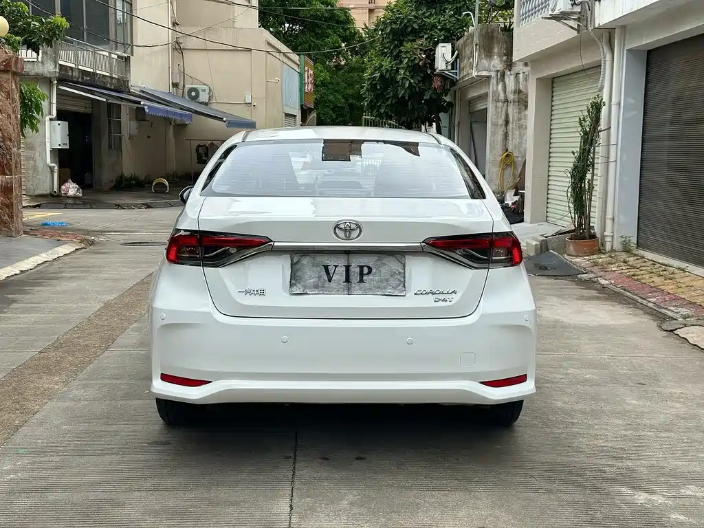 Toyota Corolla — миниатюра 8
