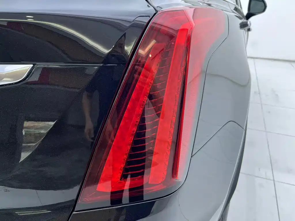 Cadillac XT5 — миниатюра 30