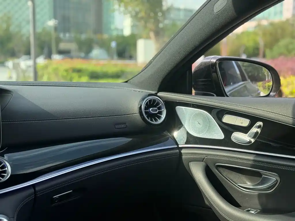 Mercedes-Benz AMG GT — миниатюра 12