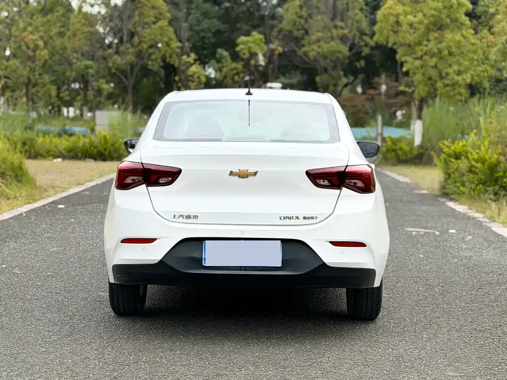 Chevrolet Cavalier — миниатюра 4