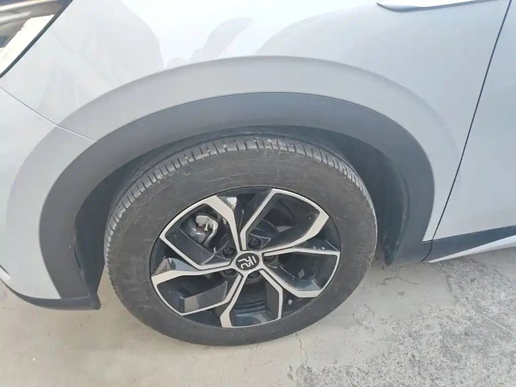 BYD Yuan Plus — миниатюра 23
