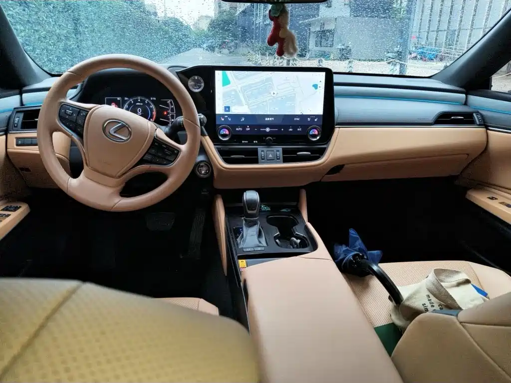 Lexus ES 2025 200 Premium