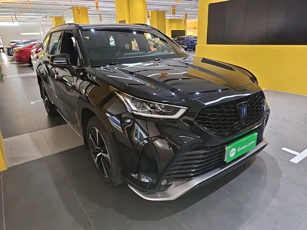 Toyota Crown Kluger — миниатюра 4