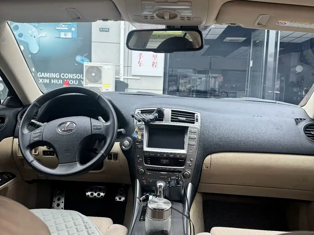 Lexus IS — миниатюра 4